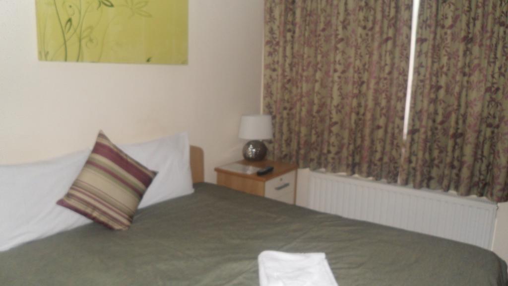Montrose Guest House Romford Luaran gambar