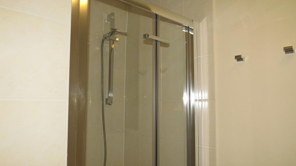 Montrose Guest House Romford Luaran gambar