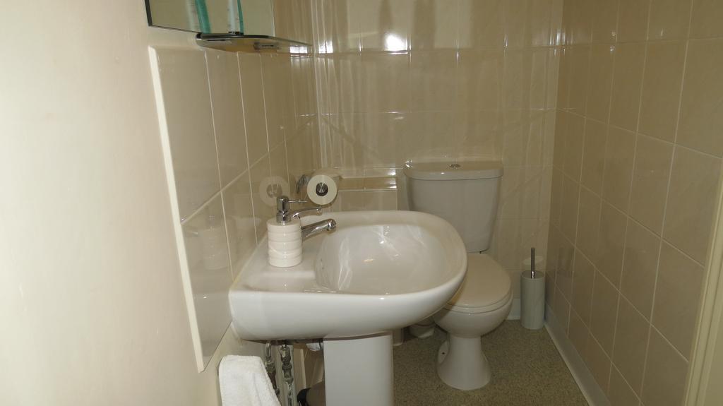 Montrose Guest House Romford Luaran gambar