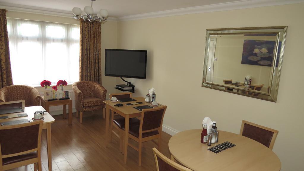 Montrose Guest House Romford Luaran gambar