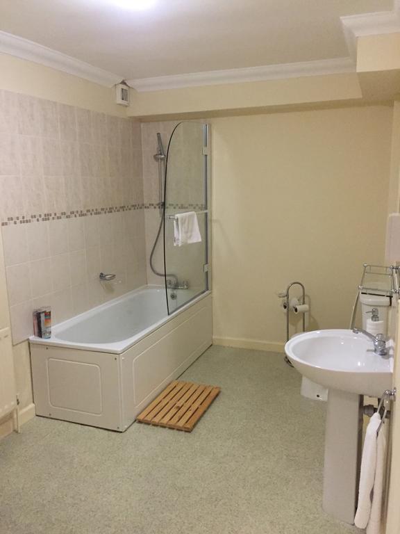 Montrose Guest House Romford Luaran gambar